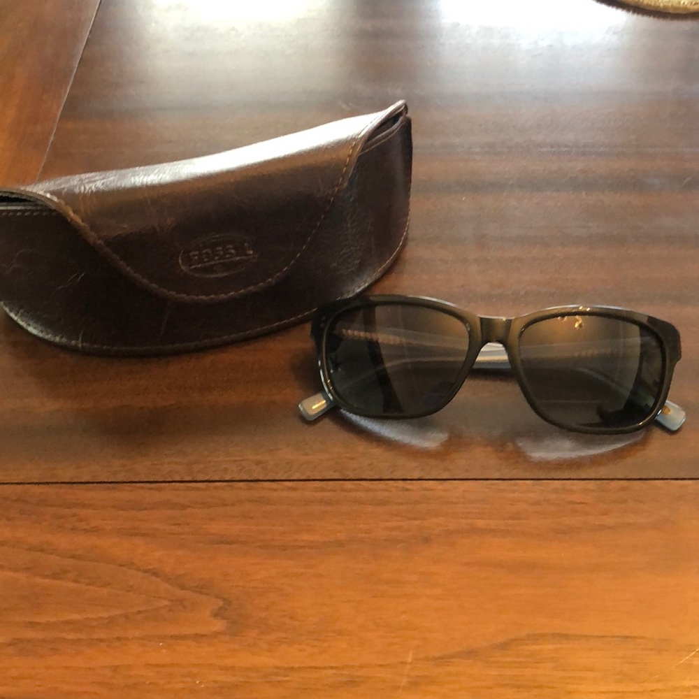 Fossil sunglasses